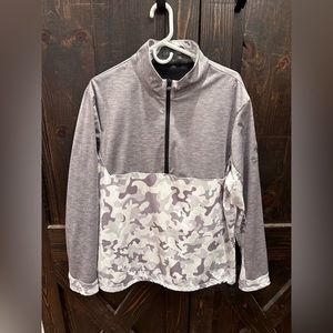 GREYSON Comanche Half Zip Hybrid Trump Golf Links Logo